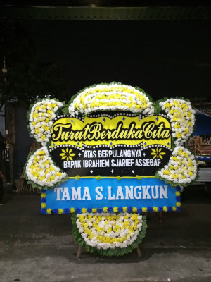 Papan Bunga Duka di Sinaboi